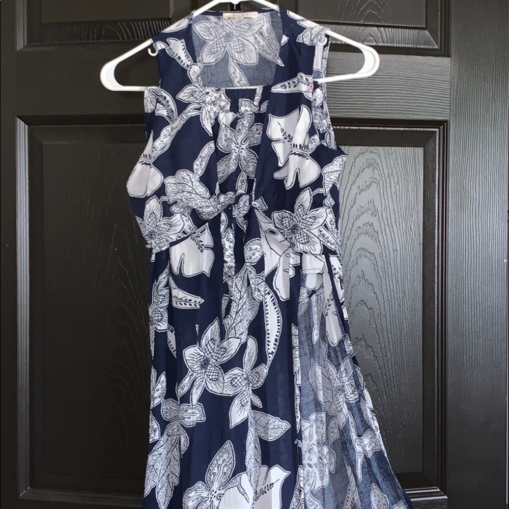 ILLA ILLAFloral top & slit skirt set